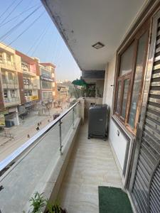 Balcony Image of 1000 Sq.ft 3 BHK Builder Floor for rent in Matiala New Delhi for Rs. 25000