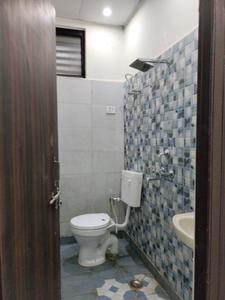 Common Bathroom Image of 750 Sq.ft 2 BHK Apartment / Flat for sale in CI Golf City, Kambakshpur Noida for Rs. 3083200