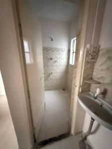 Bathroom Image of 550 Sq.ft 1 BHK Apartment / Flat for sale in Ganesh Nagar Pune for Rs. 3400000