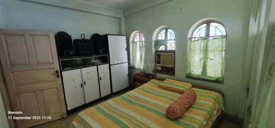 Bedroom Image of 1000 Sq.ft 3 BHK Apartment / Flat for sale in Santoshpur Kolkata for Rs. 5500000
