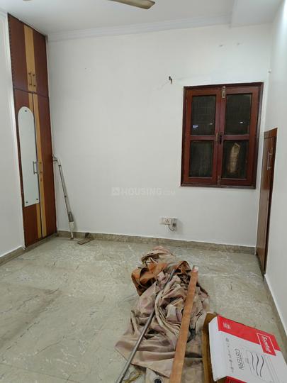 Shivani Apa Bedroom 1