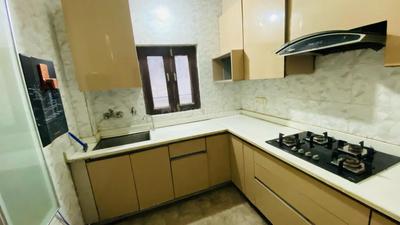 Kitchen Image of 1800 Sq.ft 3 BHK Builder Floor for rent in Model Town New Delhi for Rs. 45000