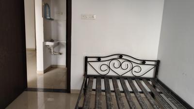 Bedroom Image of 950 Sq.ft 2 BHK Apartment / Flat for rent in Mantra Essence, Undri Pune for Rs. 18500