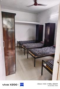 Bedroom Image of Bhavy Estate CONSULTANCY PG  in Prahlad Nagar, Ahmedabad