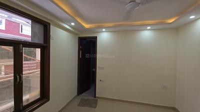 Bedroom Image of 1000 Sq.ft 3 BHK Apartment / Flat for rent in Rajpur Khurd Extension New Delhi for Rs. 24000