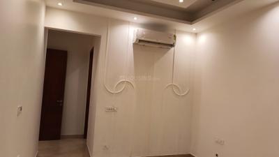 Bedroom Image of 2000 Sq.ft 3 BHK Builder Floor for sale in Chittaranjan Park New Delhi for Rs. 47500000