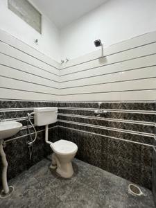 Bathroom Image of 1100 Sq.ft 2 BHK Apartment / Flat for rent in Pearl Block I Pearl Prime, Niranjanpur Indore for Rs. 22000
