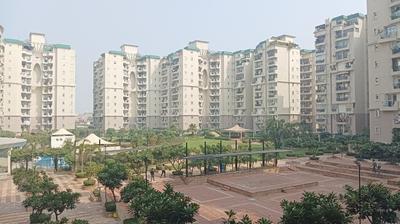 Image of 1215 Sq.ft 2 BHK Apartment / Flat for rent in Parsvnath Prestige, Sector 93A, Noida for Rs. 35000