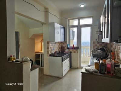 Kitchen Image of 4530 Sq.ft 4.5 BHK Penthouse for sale in Amrapali Silicon City, Sector 76 Noida for Rs. 34000000