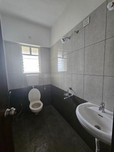 Bathroom Image of 1050 Sq.ft 2 BHK Apartment / Flat for rent in Dhanashree Aanand 2, Handewadi Pune for Rs. 20000