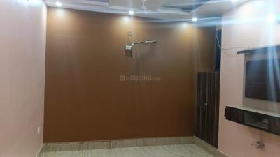 Living Room Image of 630 Sq.ft 2 BHK Builder Floor for rent in Dwarka Mor New Delhi for Rs. 20000