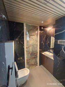 Bathroom Image of 850 Sq.ft 2.5 BHK Apartment / Flat for rent in Jule Solapur for Rs. 33000
