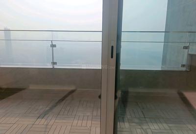 Balcony Image of 2200 Sq.ft 3.5 BHK Apartment / Flat for sale in Lokhandwala Minerva, Worli Mumbai for Rs. 125000000