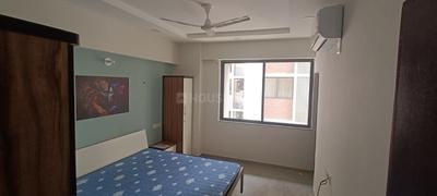 Bedroom Image of 1700 Sq.ft 3 BHK Apartment / Flat for rent in Vishwanath Maher Select, Shela Ahmedabad for Rs. 35000
