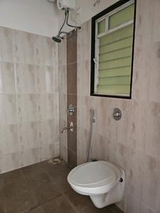 Common Bathroom Image of 750 Sq.ft 2 BHK Apartment / Flat for sale in VTP Purvanchal, Kesnand Pune for Rs. 4900000