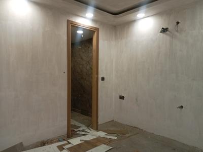 Bedroom Image of 1000 Sq.ft 3 BHK Builder Floor for sale in Govindpuri New Delhi for Rs. 7200000