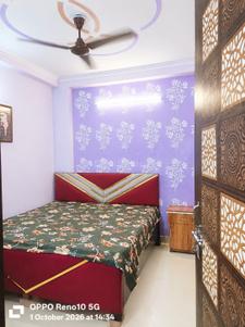 Bedroom Image of 450 Sq.ft 2 BHK Apartment / Flat for sale in Kondli New Delhi for Rs. 4500000