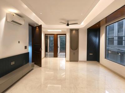 Living Room Image of 2050 Sq.ft 4 BHK Builder Floor for sale in Kaushambi Ghaziabad for Rs. 22000000
