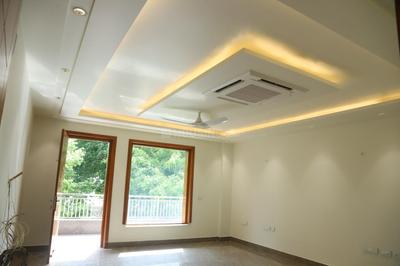 Hall Image of 6000 Sq.ft 6 BHK Builder Floor for sale in Unitech Residency Greens, Sector 46 Gurgaon for Rs. 110000000