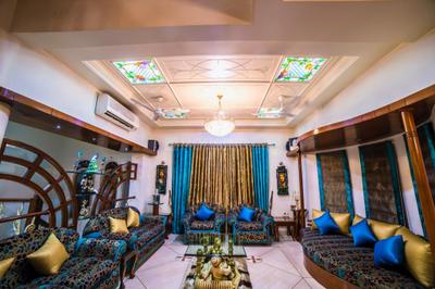 Hall Image of 4200 Sq.ft 4 BHK Villa for sale in Koregaon Park Pune for Rs. 150000000