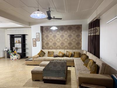 Hall Image of 3000 Sq.ft 4 BHK Penthouse for sale in Ajabpur Kalan Dehradun for Rs. 27500000