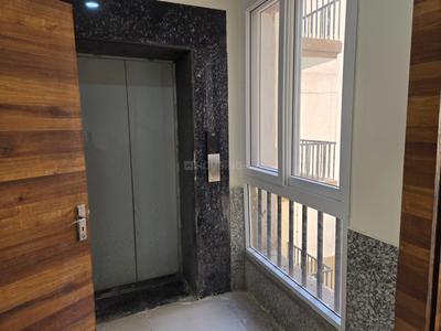 Balcony Image of 1550 Sq.ft 3 BHK Apartment / Flat for sale in Sector 107 Noida for Rs. 20100000