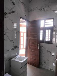 Bathroom Image of 990 Sq.ft 2 BHK Apartment / Flat for sale in Ubber Palm Meadows Plot, Bhago Majra Mohali for Rs. 4890000