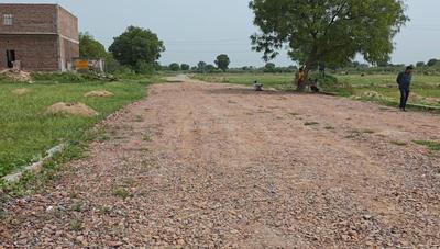 Image of 450 Sq.ft Residential Plot / Land for sale in Naujhil, Mathura for Rs. 600000