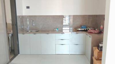 Kitchen Image of 850 Sq.ft 2 BHK Apartment / Flat for rent in City One SkyVe, Kiwale Pune for Rs. 23000