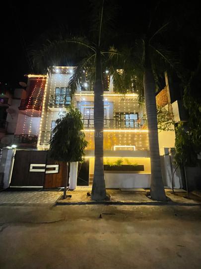 South city More Images 1