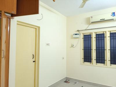 Bedroom Image of 1125 Sq.ft 3 BHK Apartment / Flat for sale in Thirumullaivoyal Chennai for Rs. 6500000
