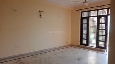 Living Room Image of 1600 Sq.ft 2 BHK Builder Floor for rent in Sector 14 Gurgaon for Rs. 35000