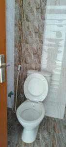 Bathroom Image of 1000 Sq.ft 2 BHK Apartment / Flat for sale in Ideal Aquaview, New Town Kolkata for Rs. 9000000