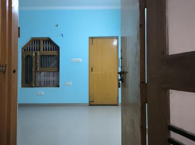 Bedroom Image of 1800 Sq.ft 3 BHK Builder Floor for rent in Indira Nagar Lucknow for Rs. 25000
