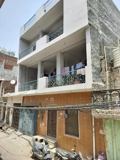 Om Nagar, Molarband Main Image 1