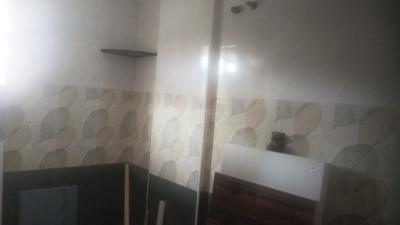Bathroom Image of 900 Sq.ft 2 BHK Builder Floor for rent in Adugodi Bengaluru for Rs. 28000