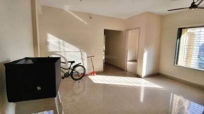 Living Room Image of 800 Sq.ft 2 BHK Apartment / Flat for sale in Shah Arcade III, Malad East Mumbai for Rs. 16000000