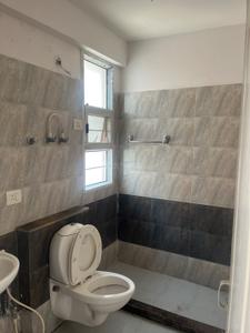 Bathroom Image of 1260 Sq.ft 3 BHK Apartment / Flat for sale in Vrindavan Yojana Lucknow for Rs. 8000000