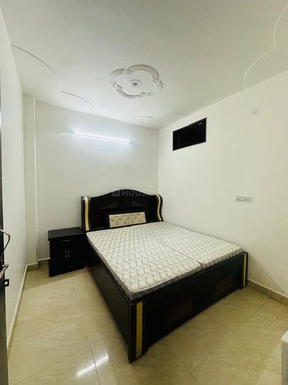 Bhagwati Garden, Dwarka Mor Bedroom 1