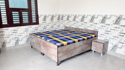 Bedroom Image of 380 Sq.ft 1 RK Studio for rent in Sector 44 Noida for Rs. 9999
