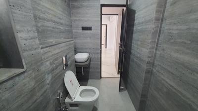 Bathroom Image of 1050 Sq.ft 2 BHK Apartment / Flat for sale in Rishabraj Blue Lotus, Khar West Mumbai for Rs. 37300000