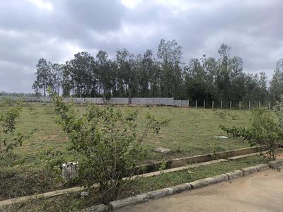 Image of 1500 Sq.ft Residential Plot / Land for sale in Hoskote, Bengaluru for Rs. 4275000