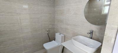 Bathroom Image of 1183 Sq.ft 2 BHK Apartment / Flat for rent in Supertech Cape Town, Sector 74 Noida for Rs. 32000