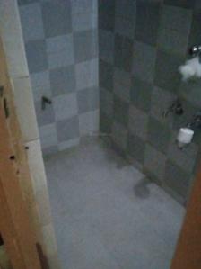Bathroom Image of 1000 Sq.ft 1 BHK Independent House for rent in Sama Savli Vadodara for Rs. 8000
