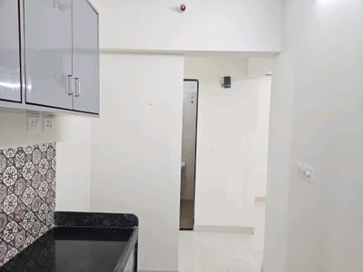 Kitchen Image of 720 Sq.ft 2 BHK Apartment / Flat for rent in Dadar East Mumbai for Rs. 55000