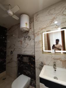 Image of 916 Sq.ft 2 BHK Builder Floor for rent in Ramesh Nagar, New Delhi for Rs. 38000
