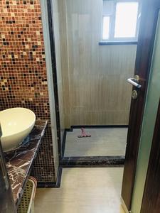 Bathroom Image of 1300 Sq.ft 2 BHK Apartment / Flat for rent in Worli Mumbai for Rs. 150000