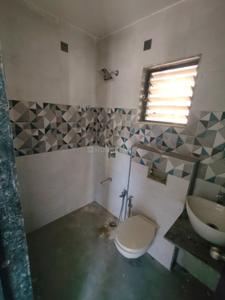Bathroom Image of 2500 Sq.ft 4 BHK Apartment / Flat for sale in Harni Vadodara for Rs. 8000000