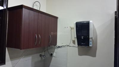 Kitchen Image of 2300 Sq.ft 3 BHK Builder Floor for rent in Sector 43 Gurgaon for Rs. 75000
