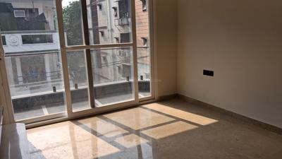Bedroom Image of 2400 Sq.ft 4 BHK Builder Floor for sale in Shakur Basti New Delhi for Rs. 48000000